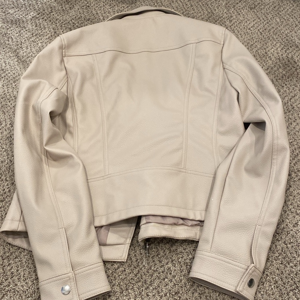 NWOT EXPRESS Faux Leather Jacket, M - Picture 6 of 7